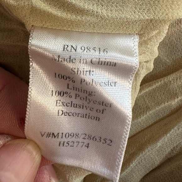 Coldwater Creek Blouse Pleated Leopard Floral Print Button Front Boho Gold M - Picture 4 of 4